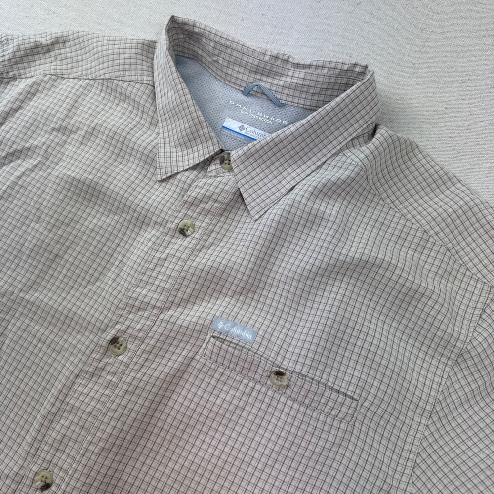 Columbia Omni-Shade Mens XL Short Sleeve Button Up Shirt Tan Check AM7014
